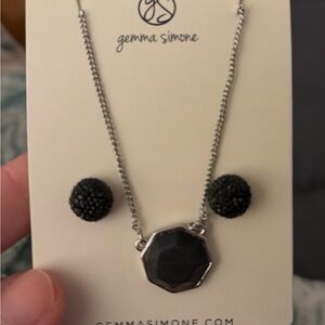 Black and Silver Necklace Set